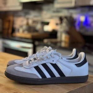 Adidas Sambas